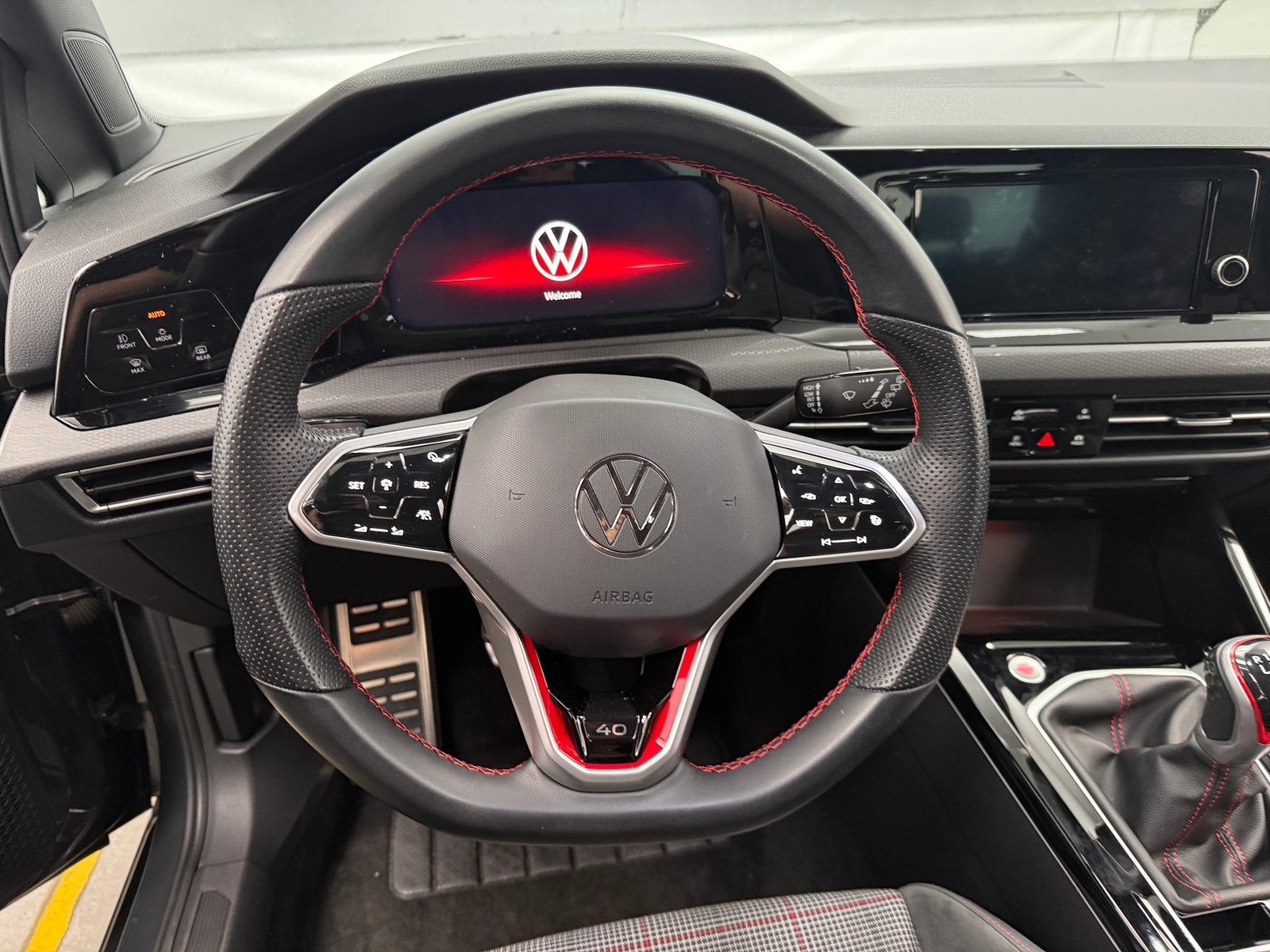 Thumbnail: 2023 Volkswagen Golf - 5