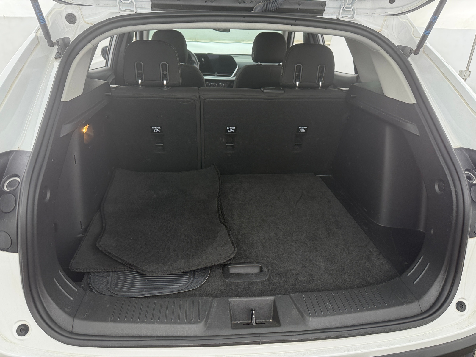 Thumbnail: 2024 Chevrolet Trax - 7