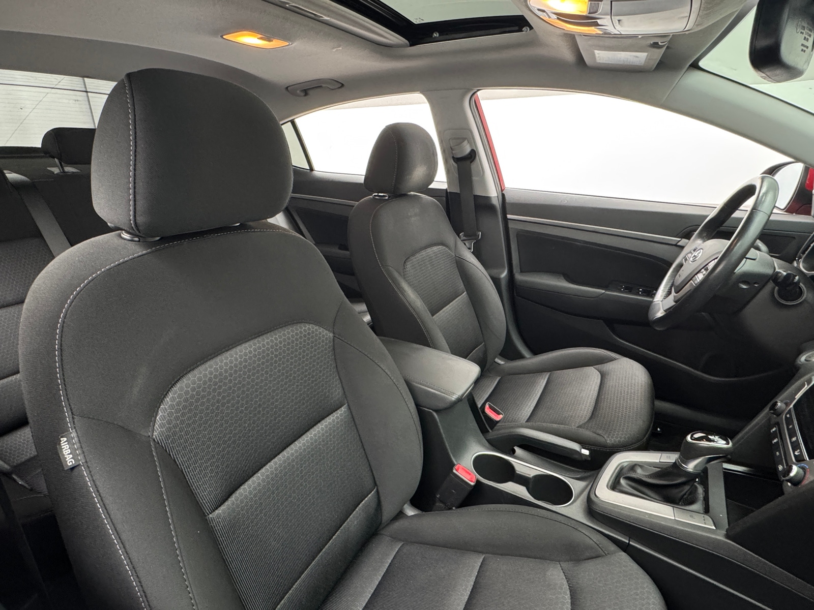 Thumbnail: 2017 Hyundai Elantra - 2