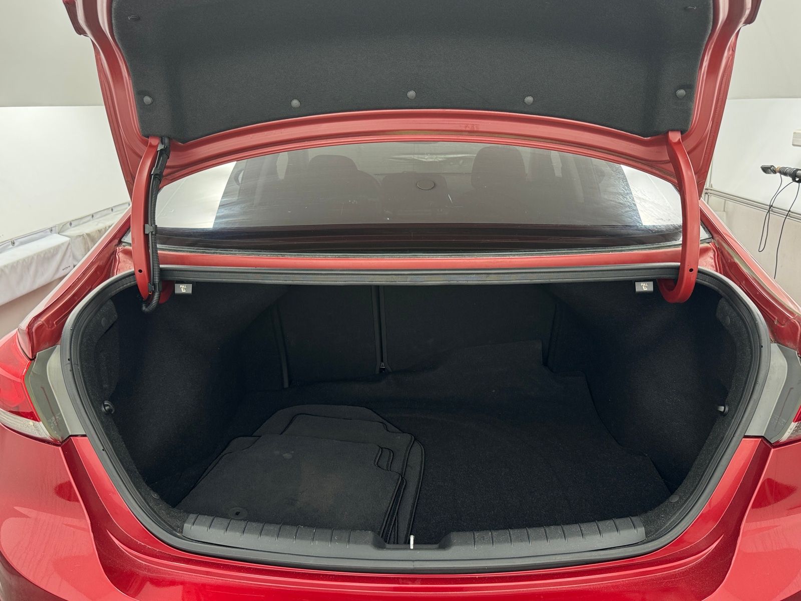 Thumbnail: 2017 Hyundai Elantra - 7