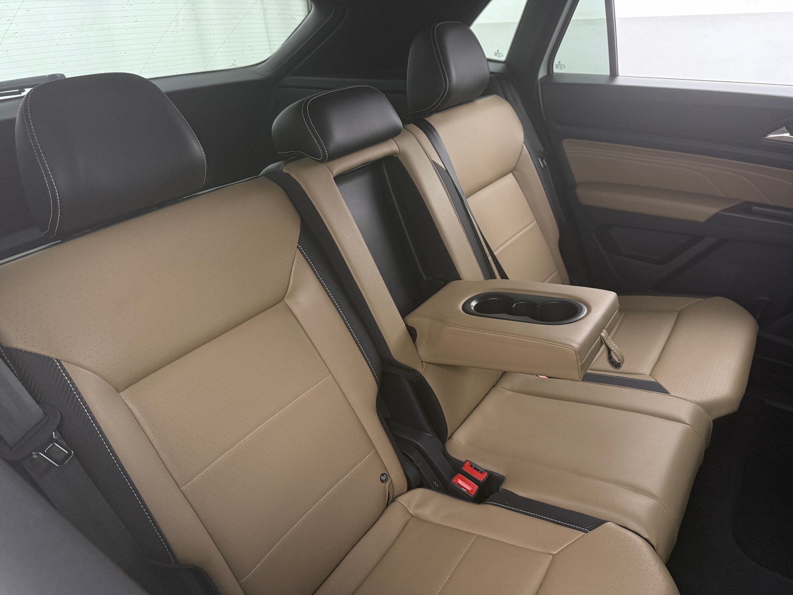 Thumbnail: 2022 Volkswagen Atlas - 5