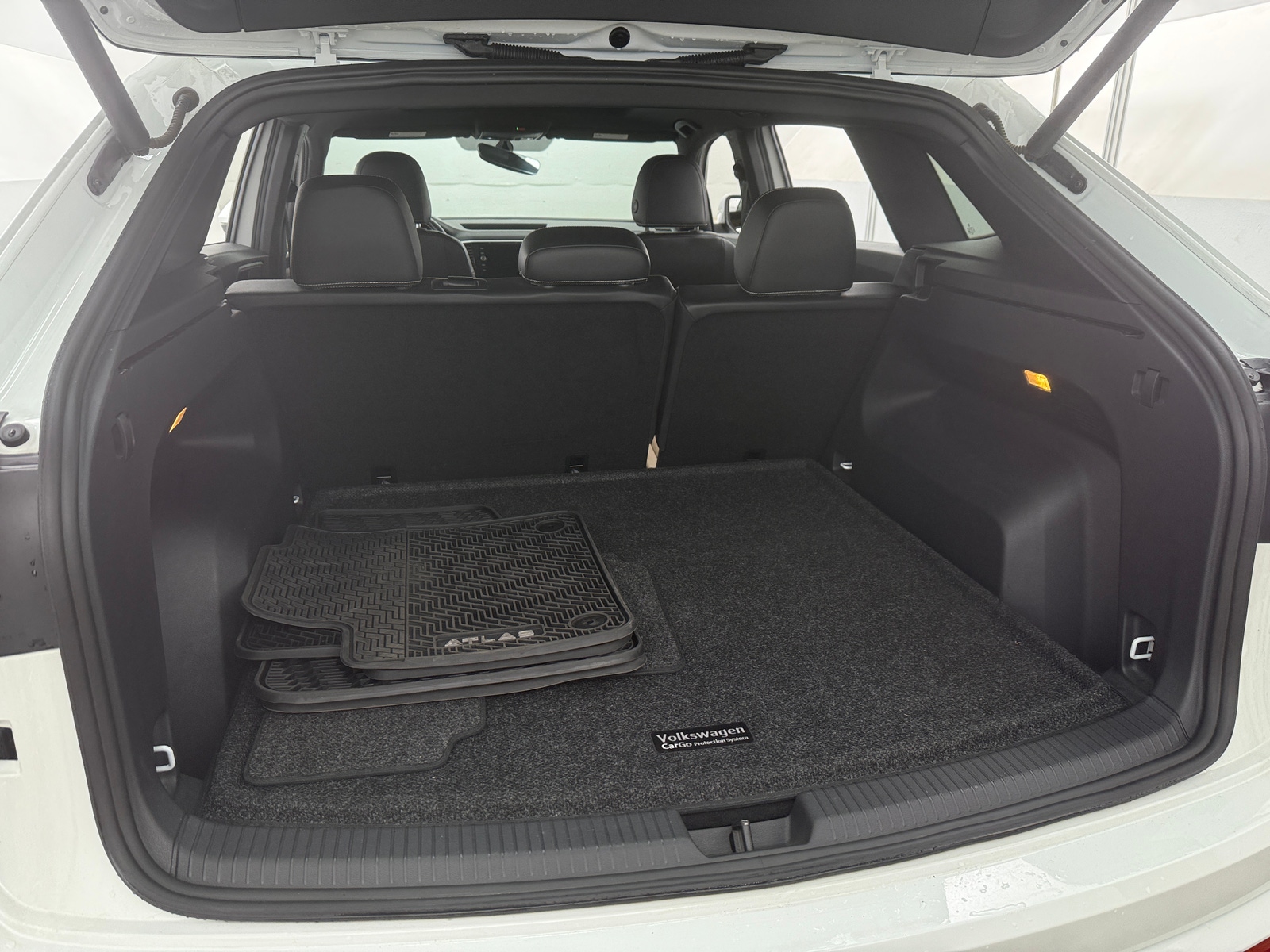 Thumbnail: 2022 Volkswagen Atlas - 6