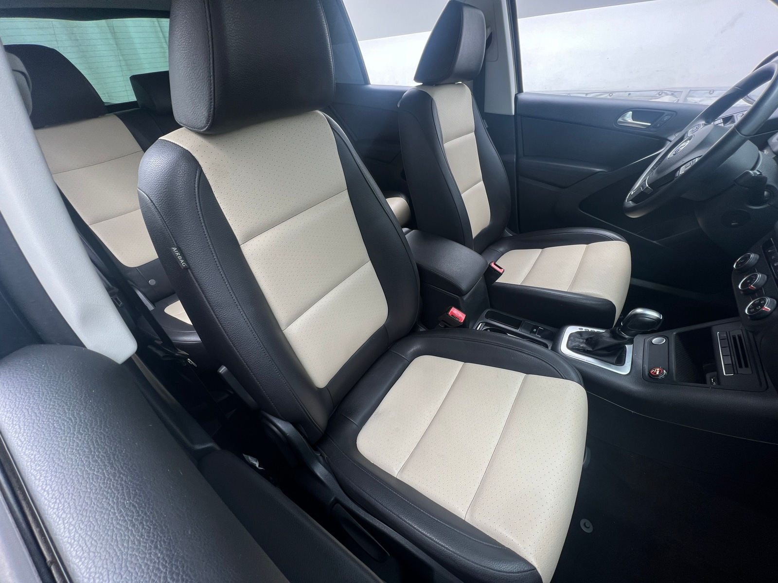 Thumbnail: 2017 Volkswagen Tiguan - 2