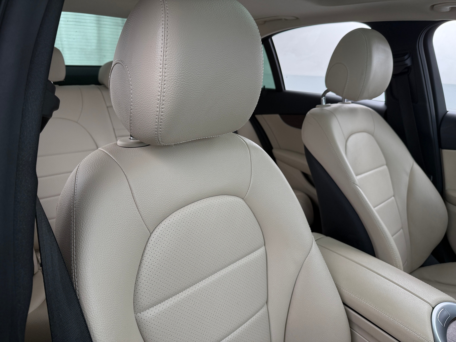 Thumbnail: 2019 Mercedes-Benz C-Class - 2