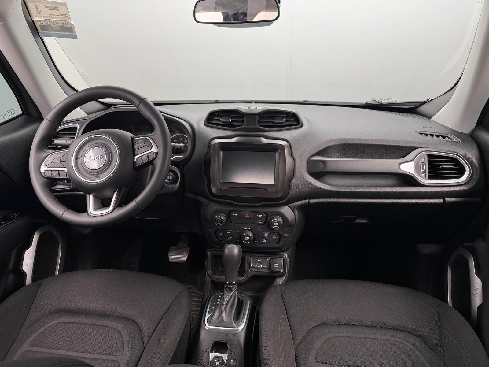 Thumbnail: 2021 Jeep Renegade - 3