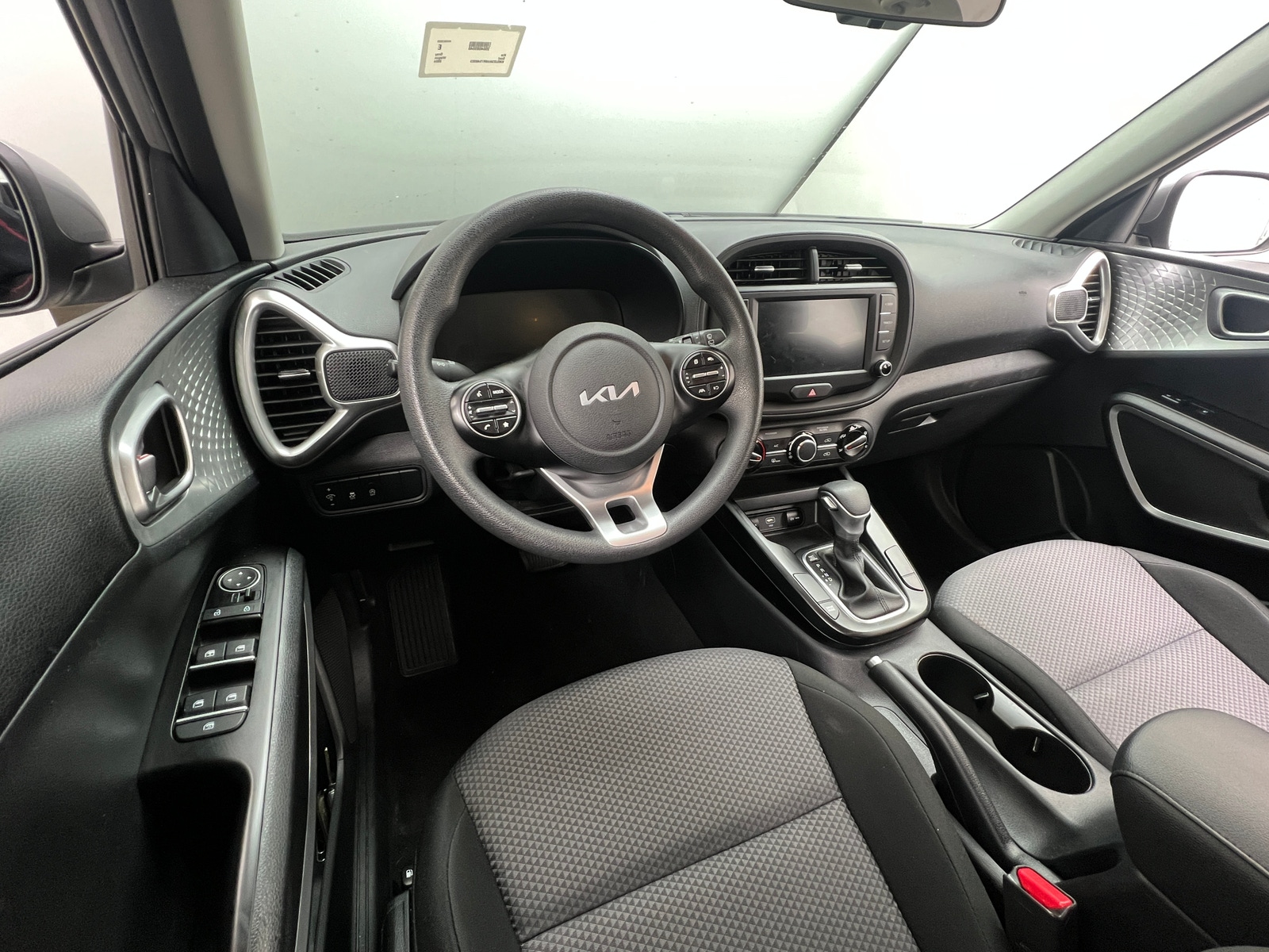 Thumbnail: 2024 Kia Soul - 3