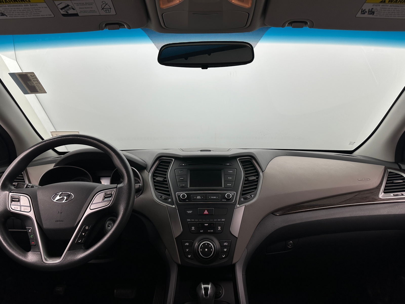 Thumbnail: 2018 Hyundai Santa Fe - 3