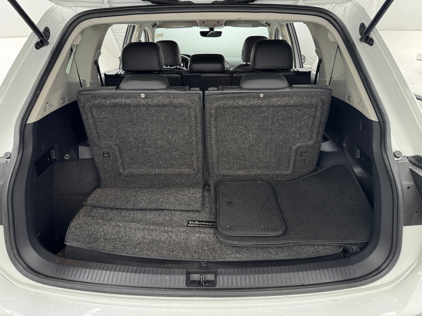 Thumbnail: 2020 Volkswagen Tiguan - 6