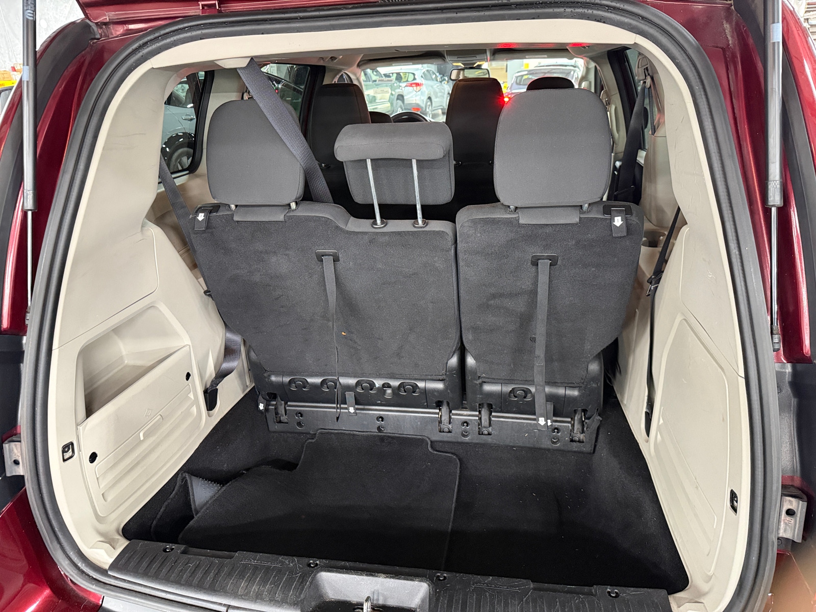 Thumbnail: 2019 Dodge Grand Caravan - 7