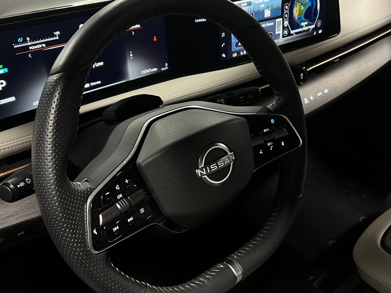 Thumbnail: 2023 Nissan Ariya - 4