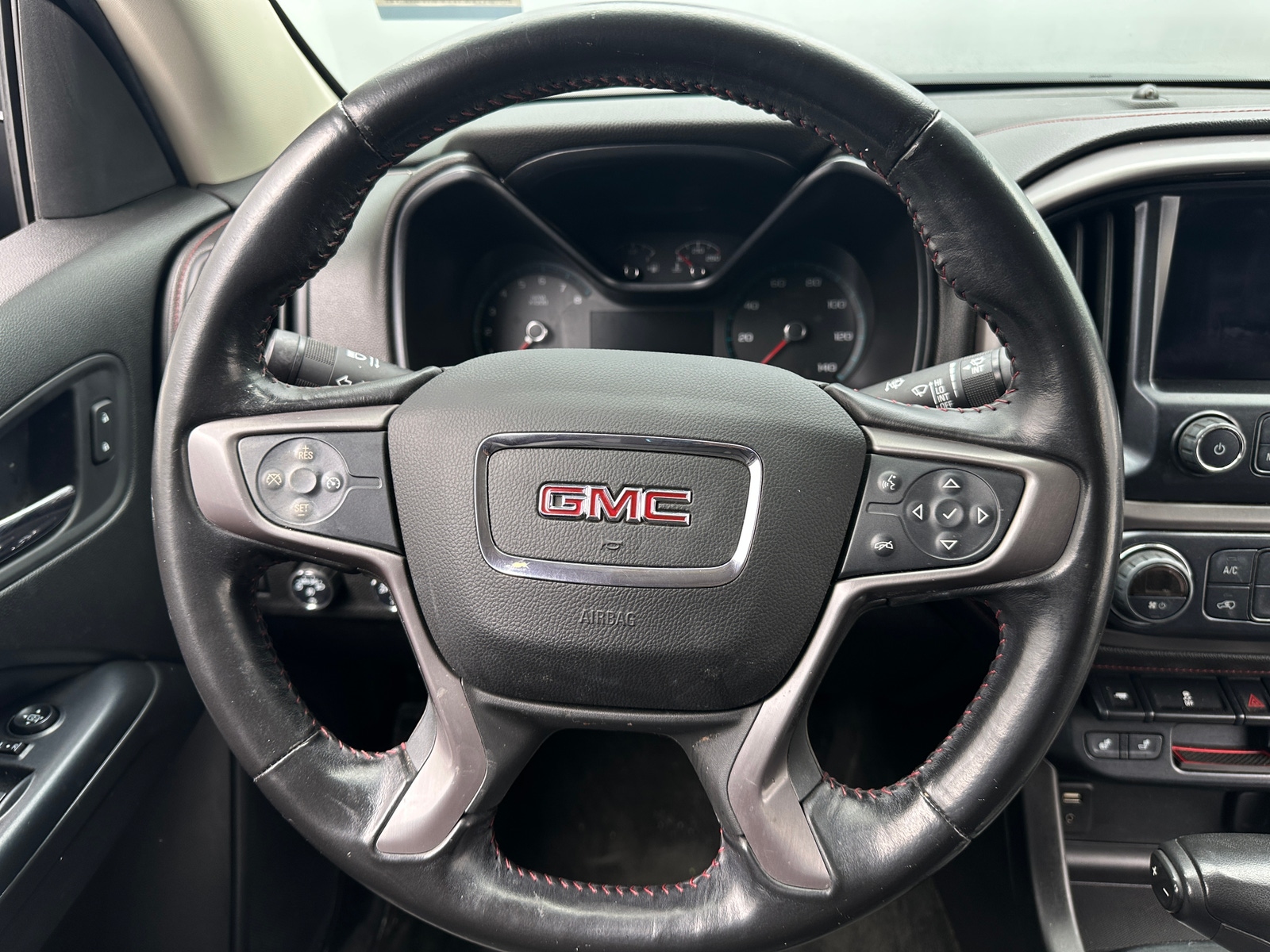 Thumbnail: 2018 GMC Canyon - 5