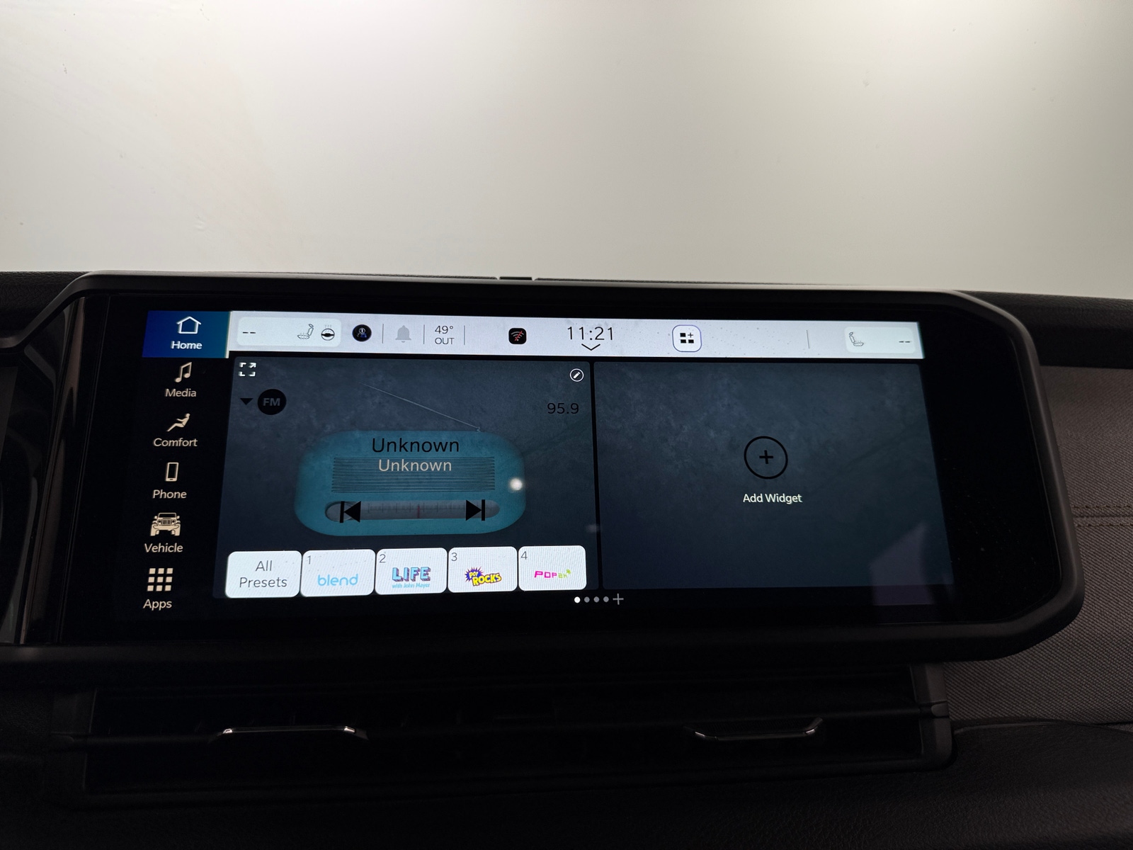 Thumbnail: 2024 Jeep Wrangler - 4