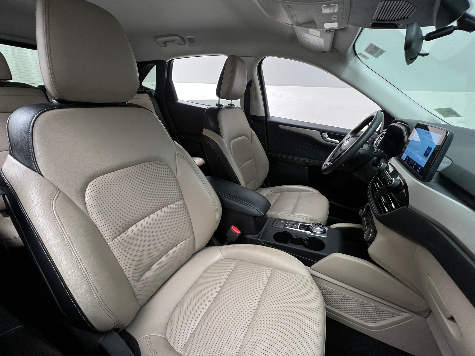 Thumbnail: 2022 Ford Escape - 2