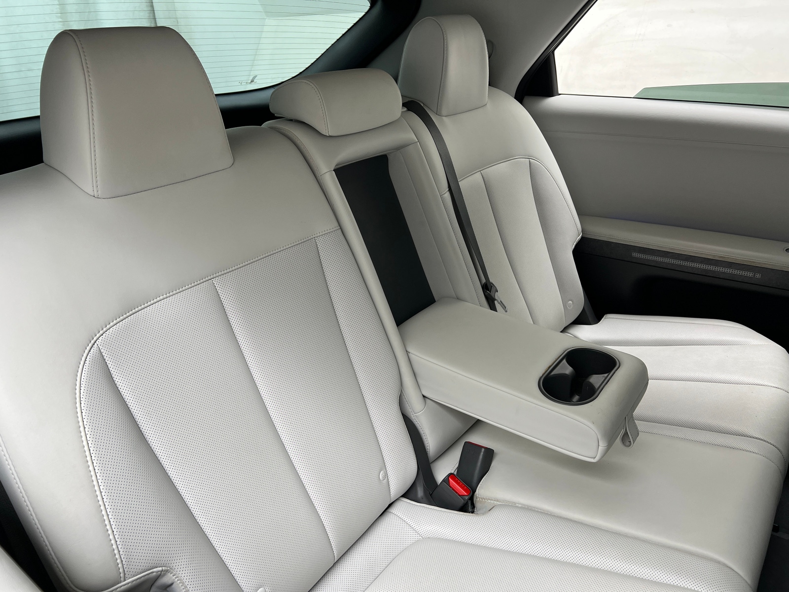 Thumbnail: 2023 Hyundai Ioniq 5 - 5