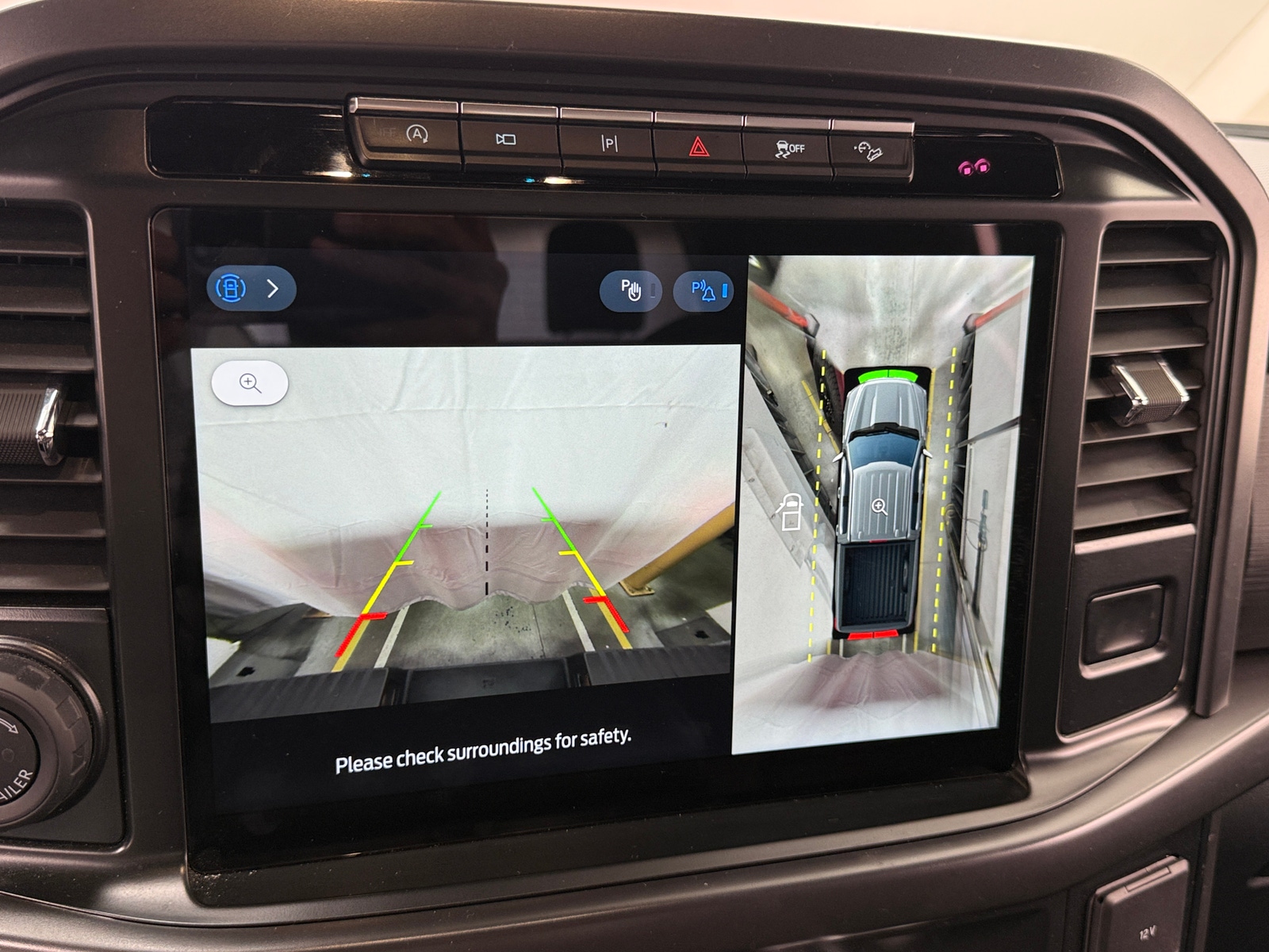 Thumbnail: 2024 Ford Econoline - 4