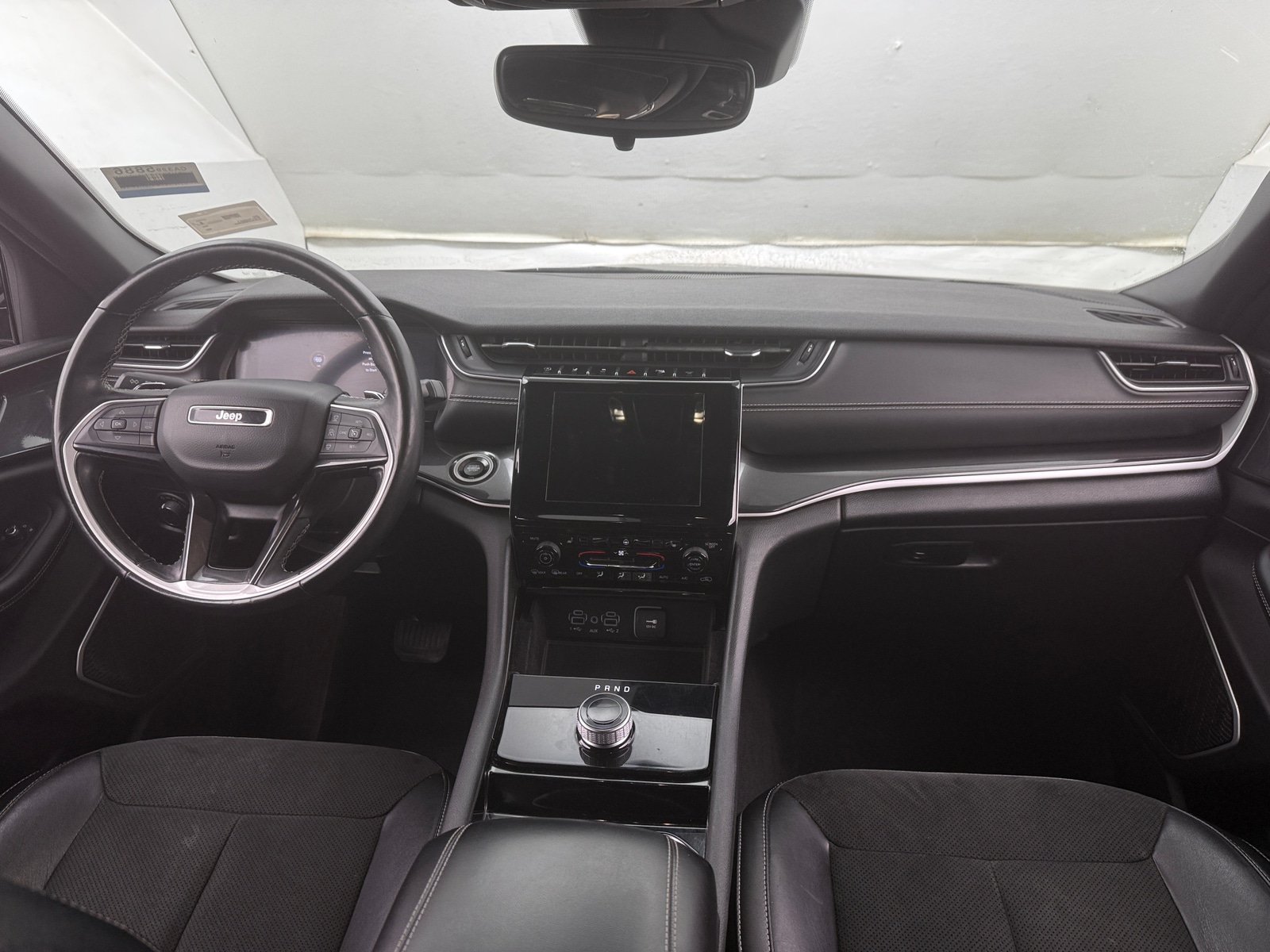 Thumbnail: 2022 Jeep Grand Cherokee L - 2