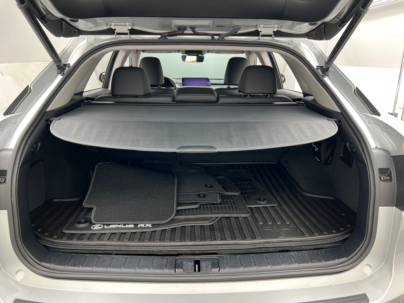 Thumbnail: 2016 Lexus RX - 7