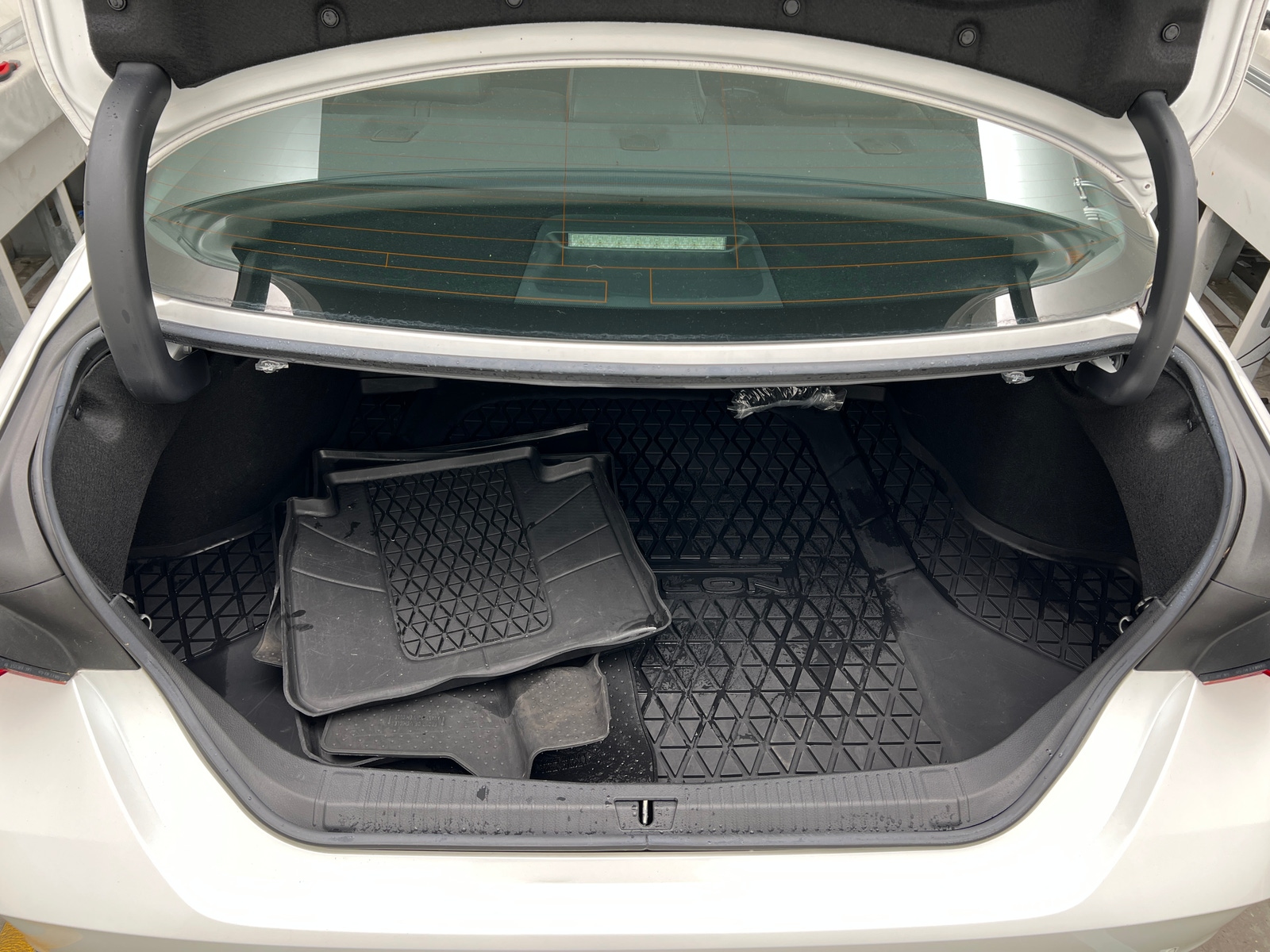 Thumbnail: 2021 Toyota Avalon - 7