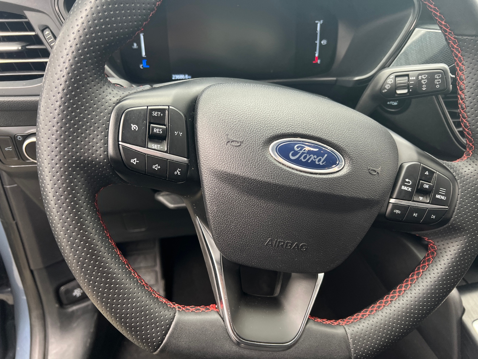 Thumbnail: 2023 Ford Escape - 4