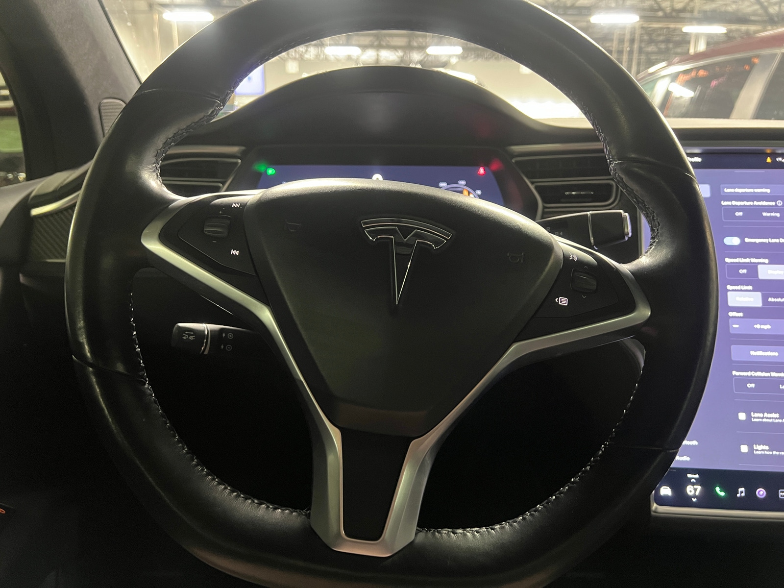 Thumbnail: 2018 Tesla Model X - 4