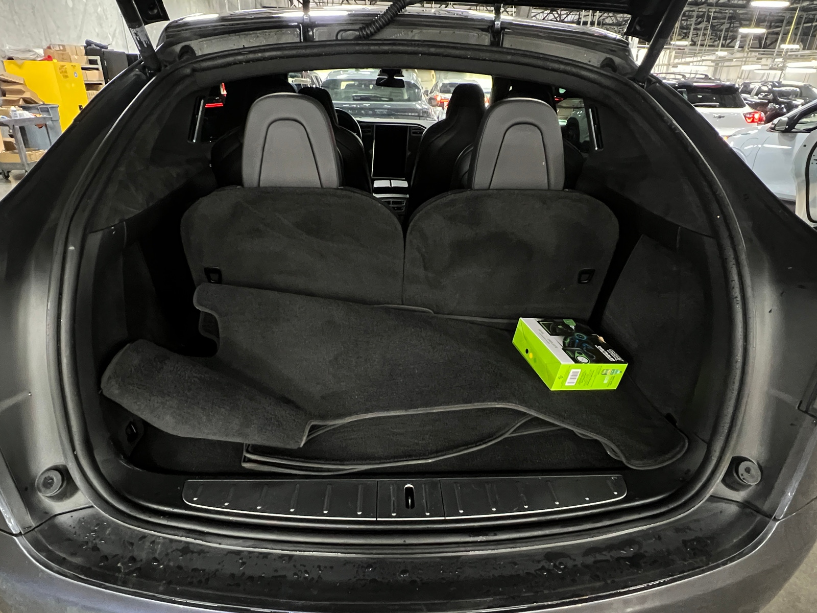 Thumbnail: 2018 Tesla Model X - 6