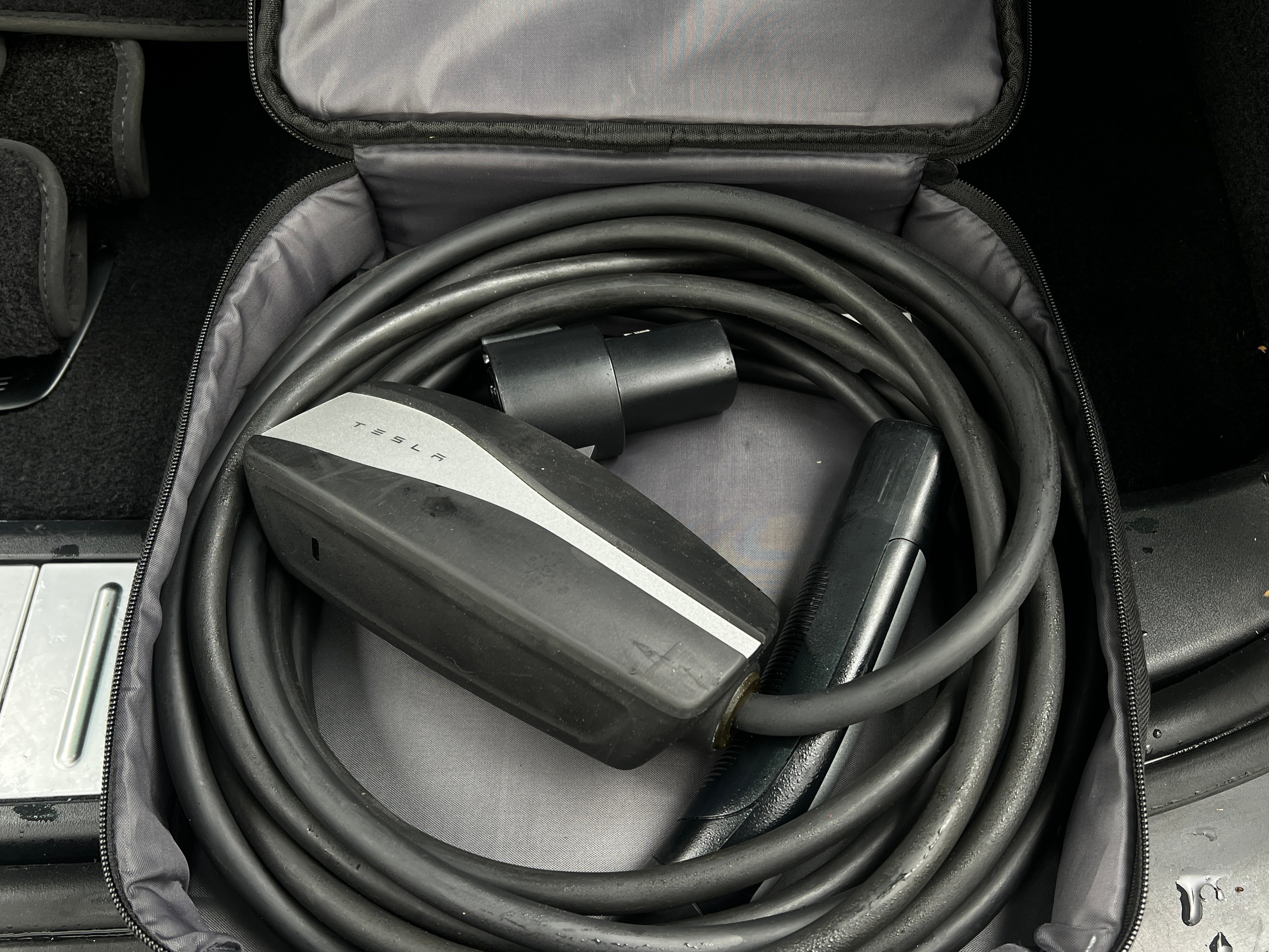 Used 2018 Tesla Model X 100D with VIN 5YJXCBE20JF087753 for sale in Oak Creek, WI