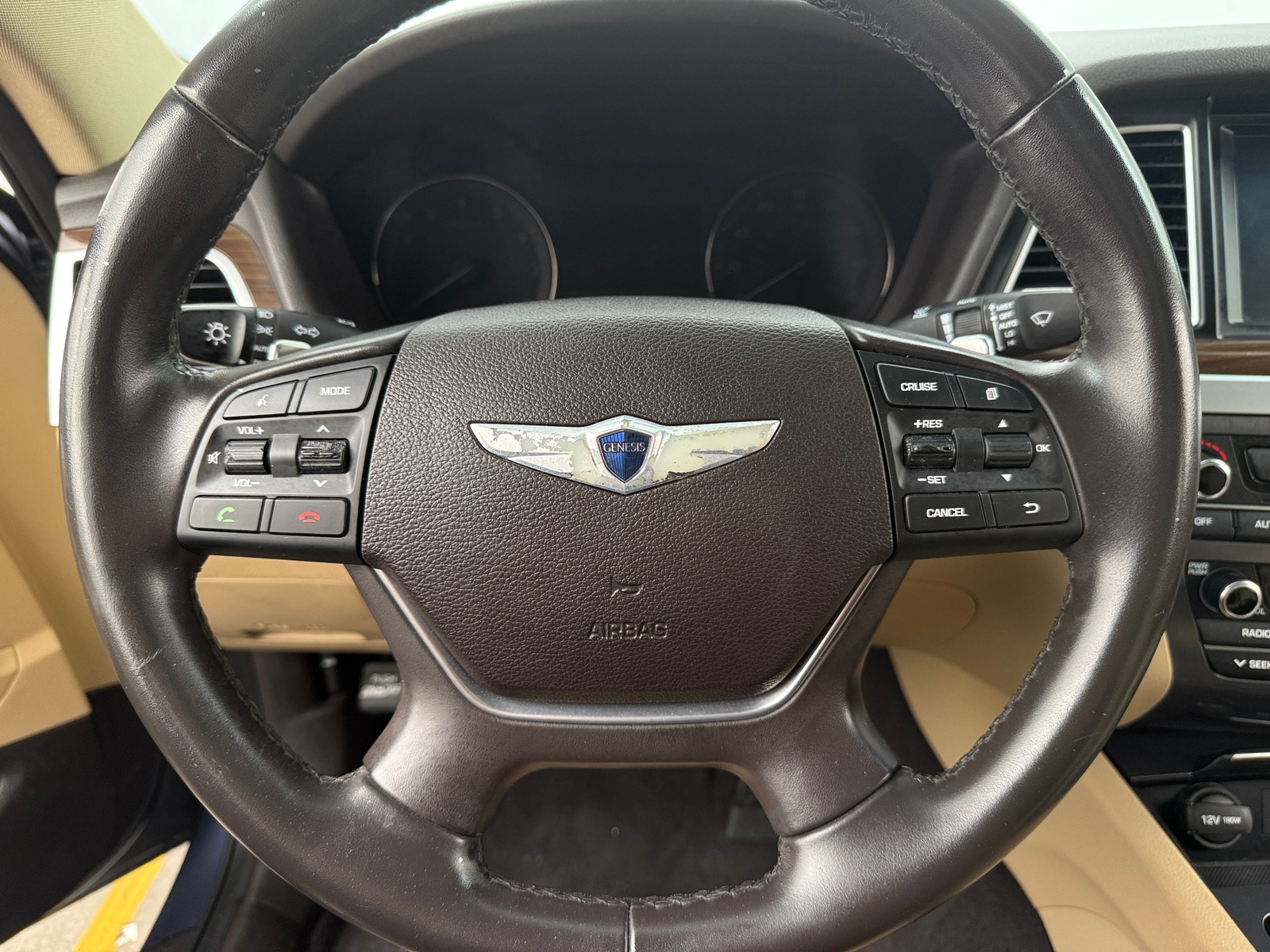 Thumbnail: 2015 Hyundai Genesis - 4