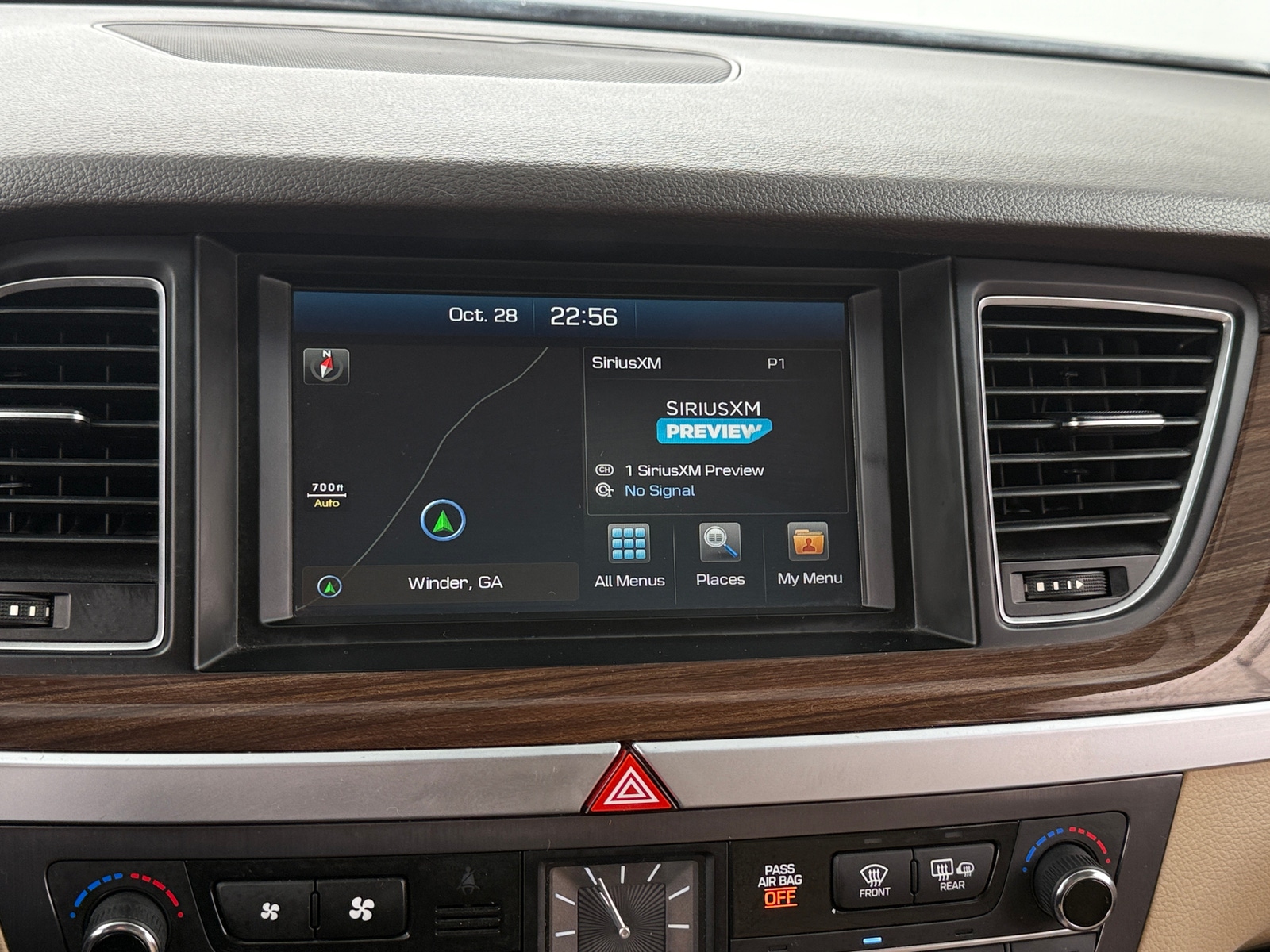 Thumbnail: 2015 Hyundai Genesis - 3