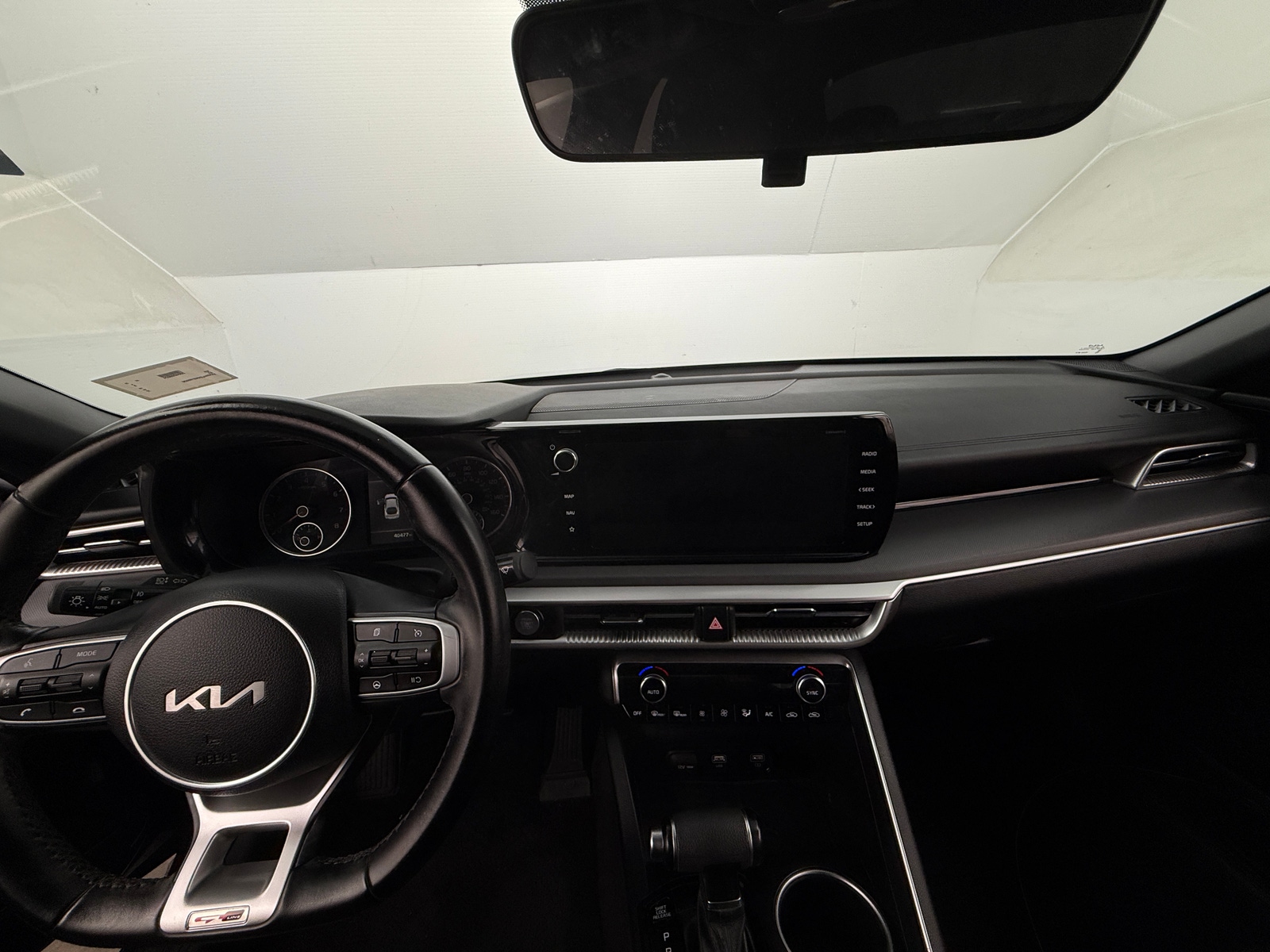 Thumbnail: 2022 Kia K5 - 3