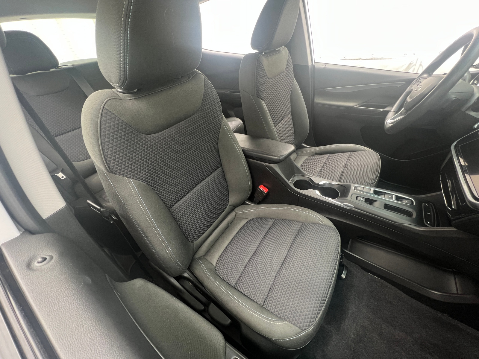 Thumbnail: 2023 Chevrolet Bolt EV - 2