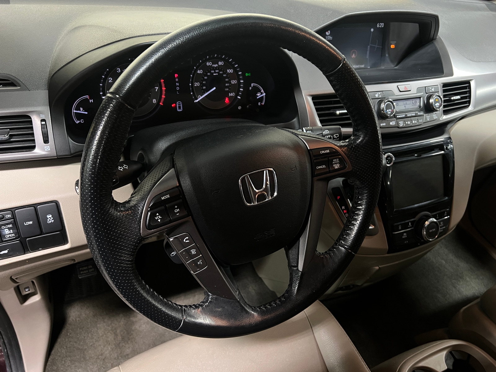 Thumbnail: 2015 Honda Odyssey - 4