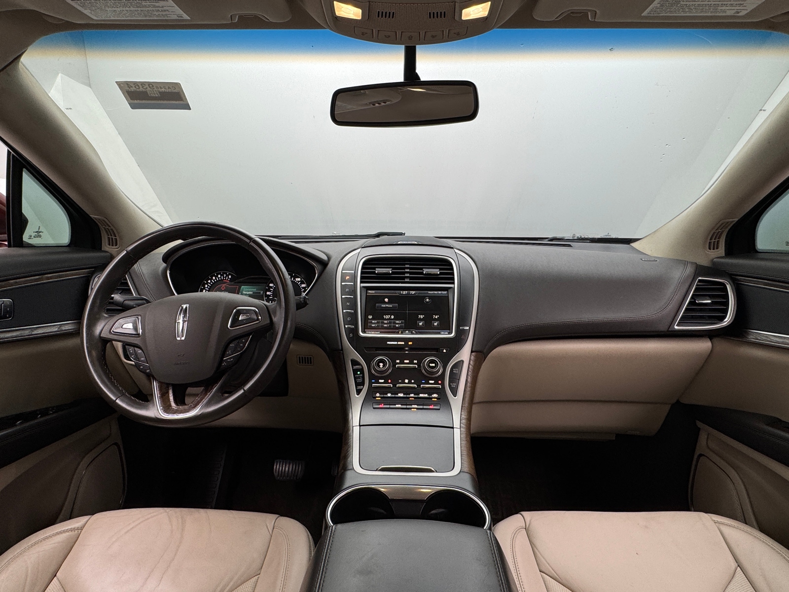 Thumbnail: 2016 Lincoln MKX - 2