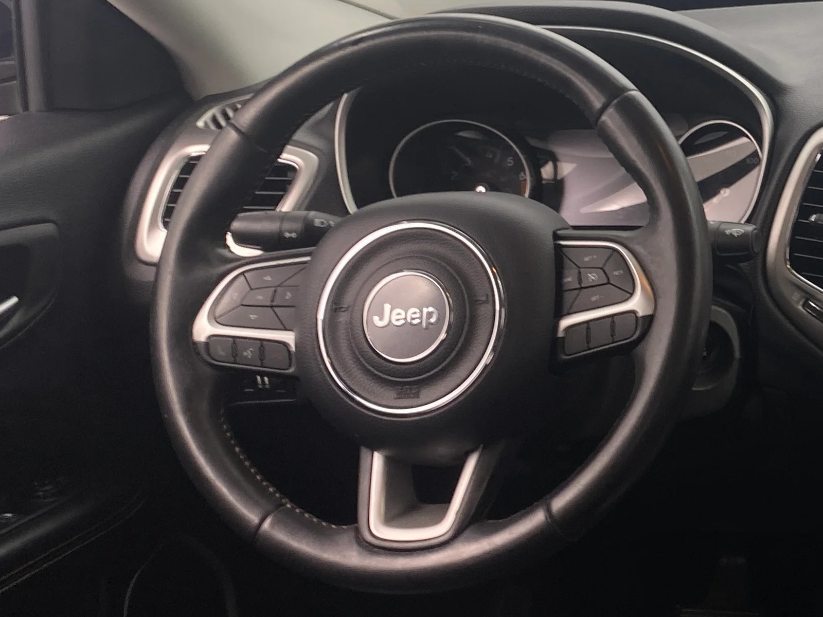 Thumbnail: 2018 Jeep Compass - 5