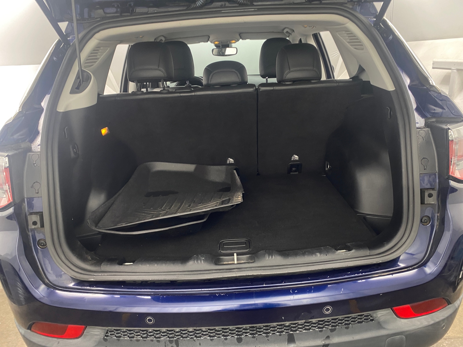 Thumbnail: 2018 Jeep Compass - 7