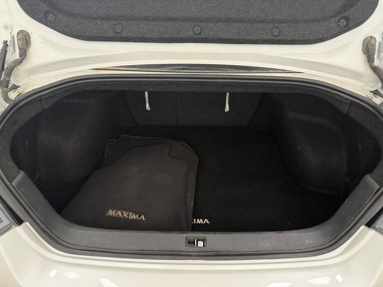 Thumbnail: 2012 Nissan Maxima - 6