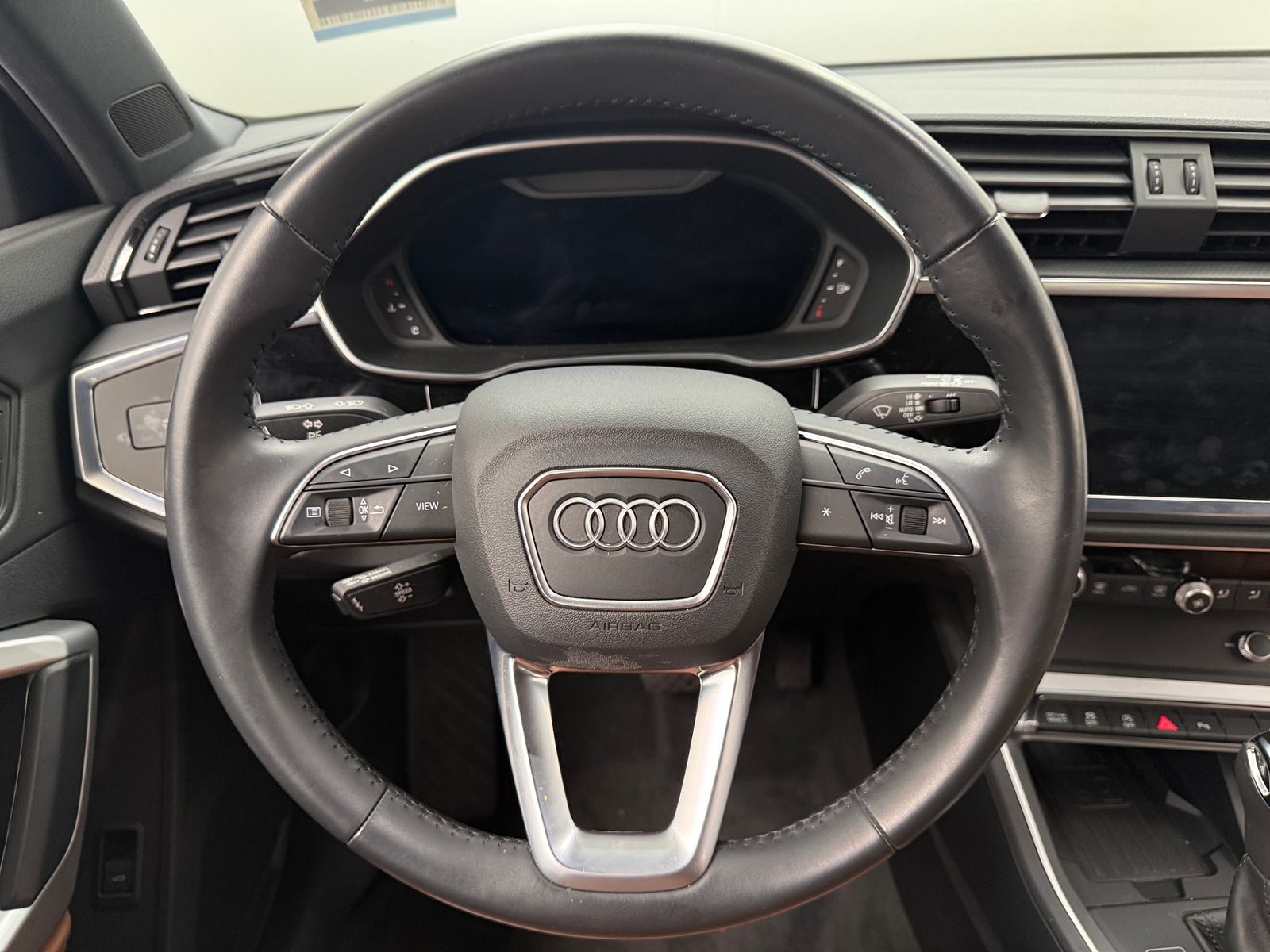 Thumbnail: 2020 Audi Q3 - 4