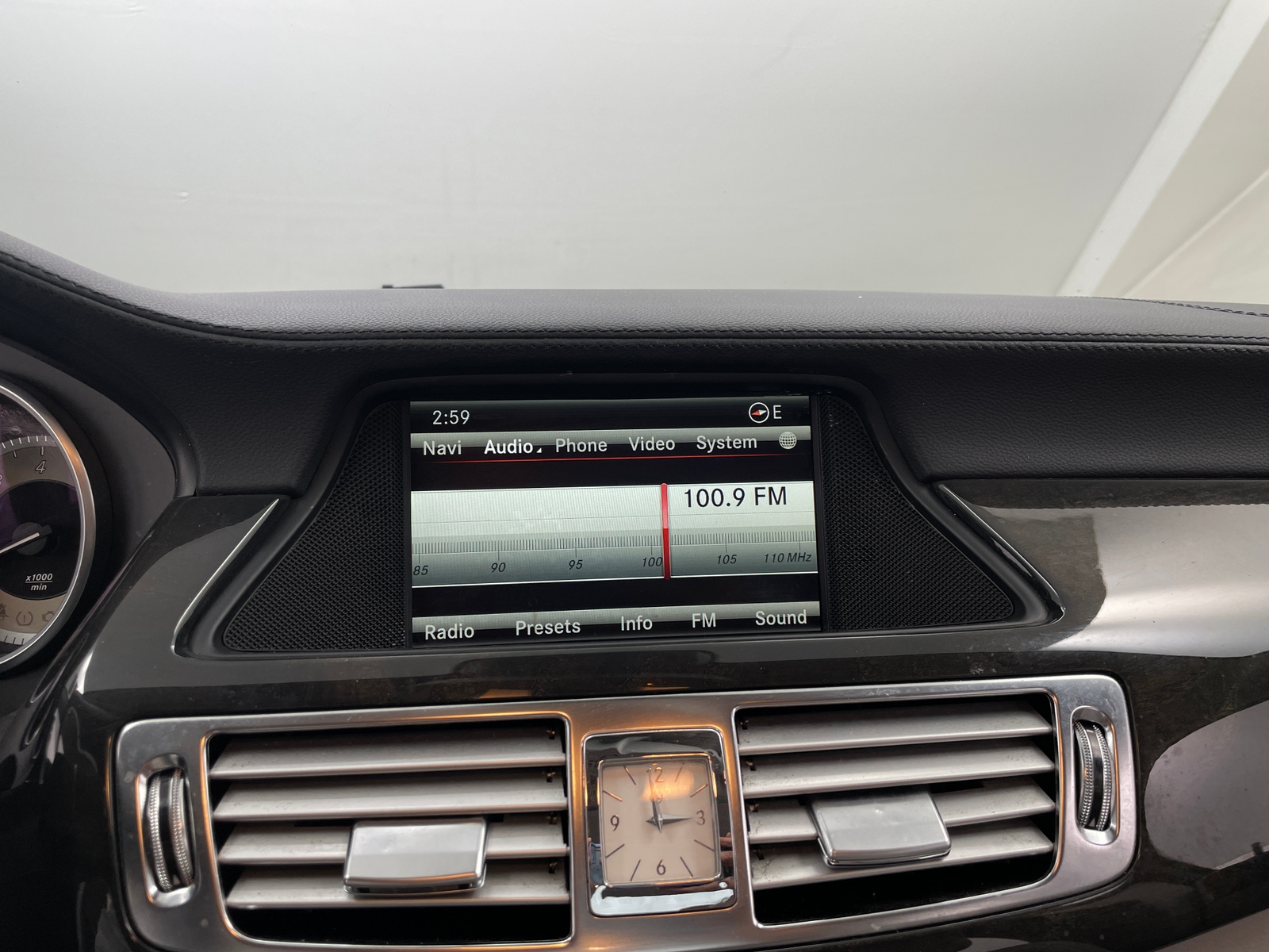 Thumbnail: 2014 Mercedes-Benz CLS - 4