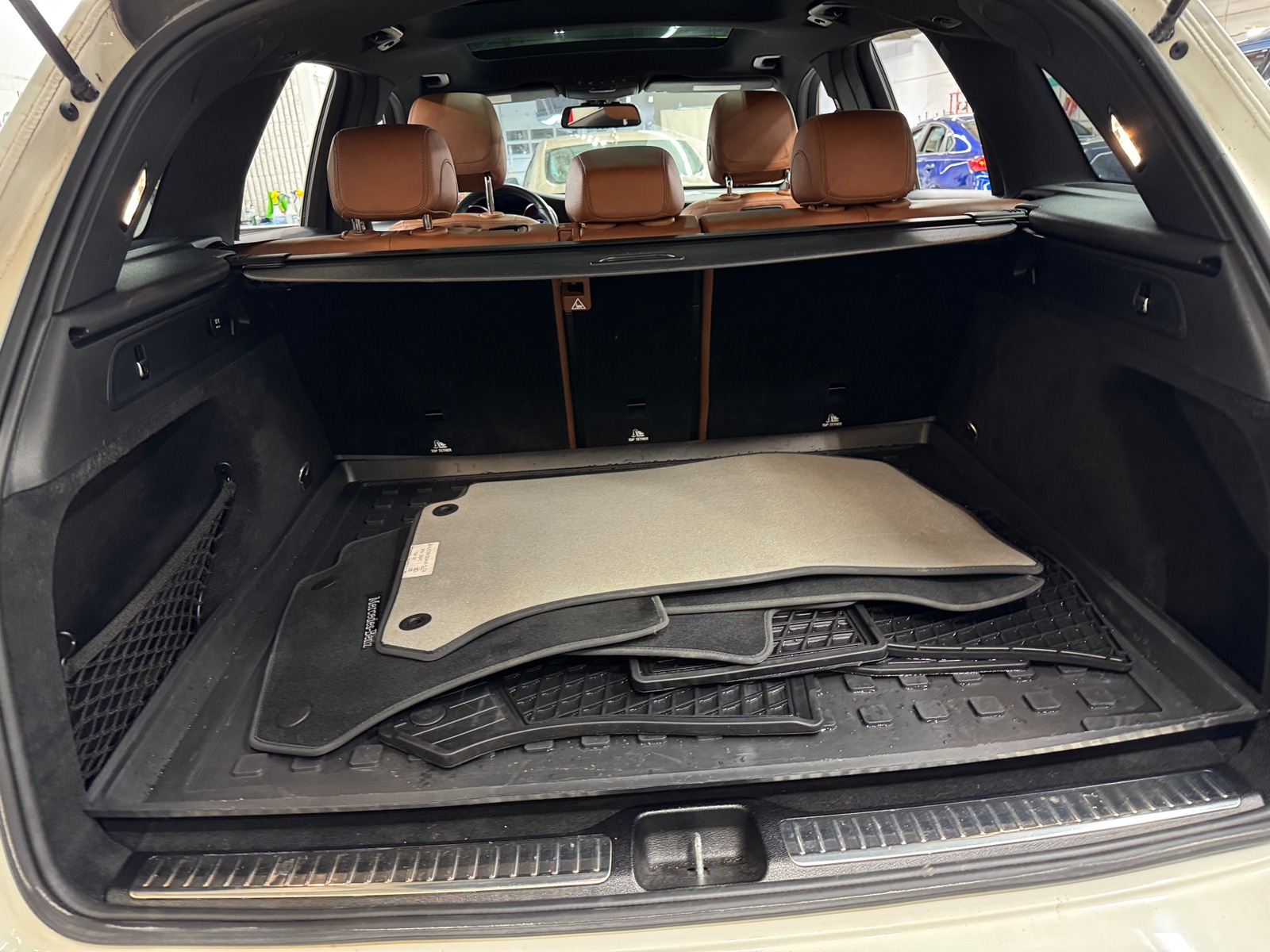 Thumbnail: 2018 Mercedes-Benz GLC - 6