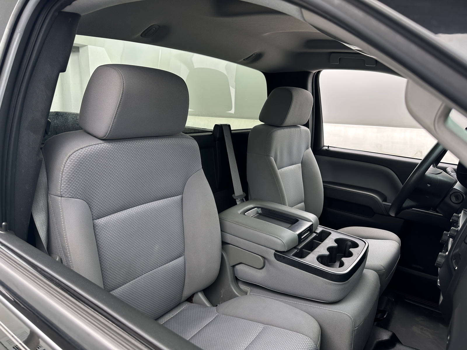 Thumbnail: 2015 Chevrolet Silverado 1500 - 2