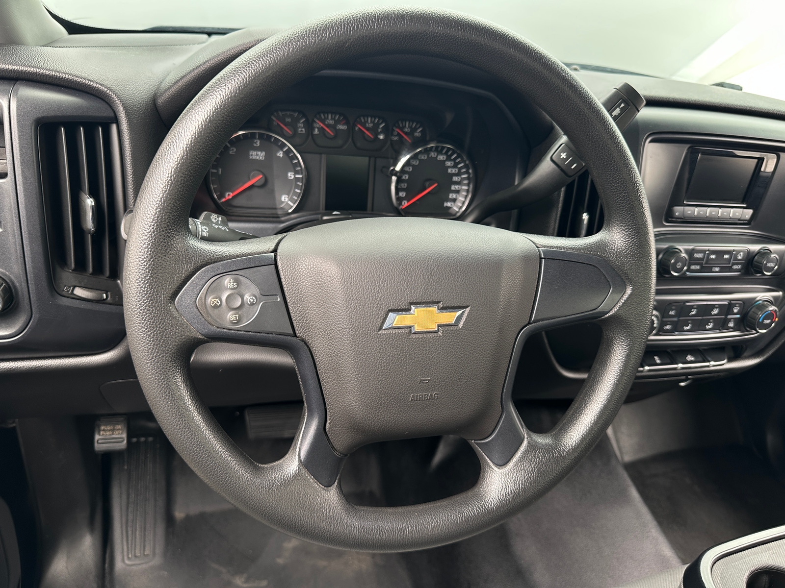 Thumbnail: 2015 Chevrolet Silverado 1500 - 5