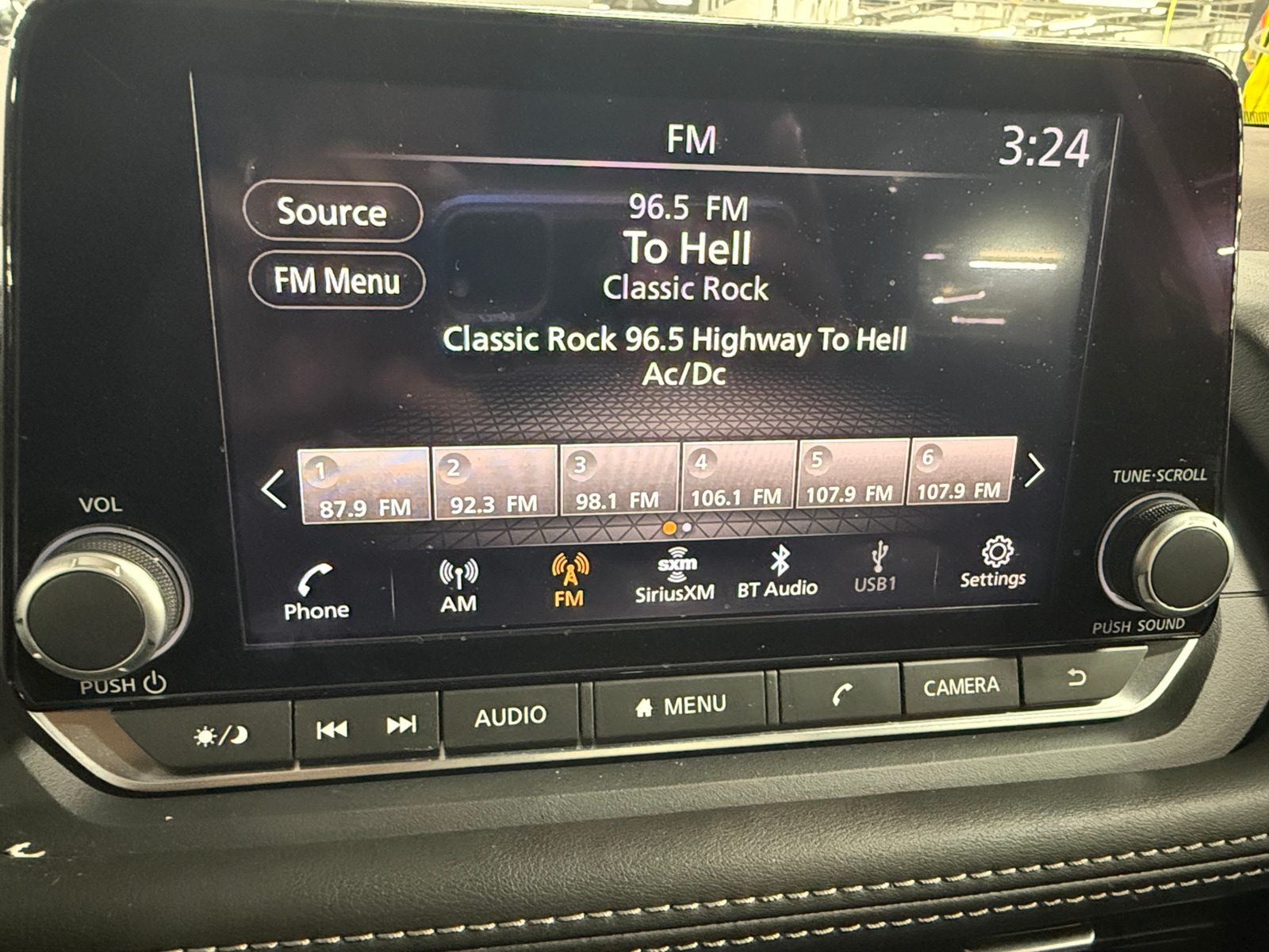 Thumbnail: 2023 Nissan Rogue - 4