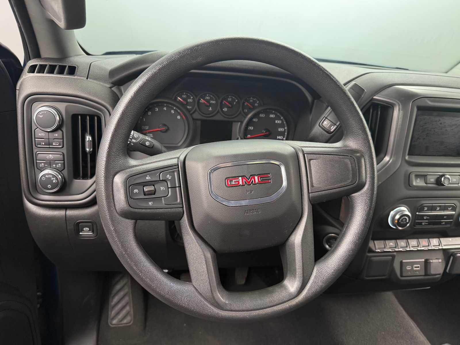 Thumbnail: 2024 GMC Sierra 1500 - 4