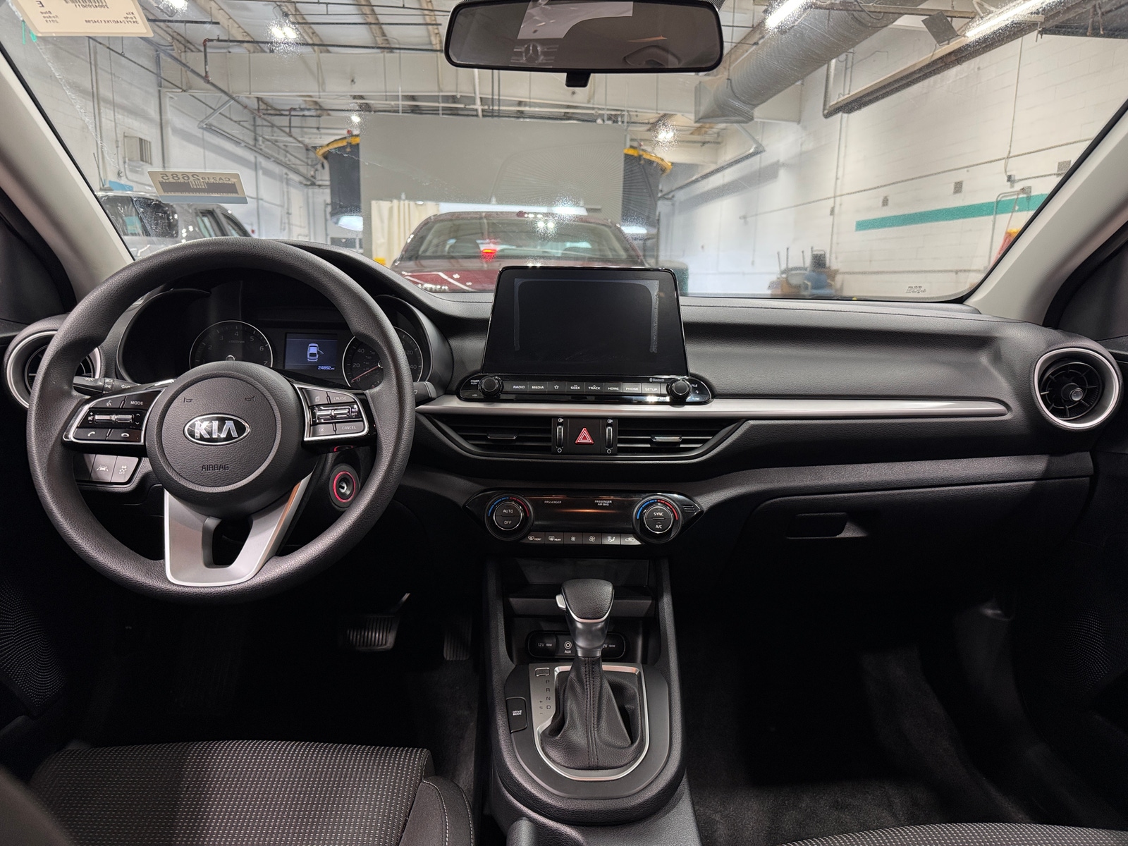 Thumbnail: 2019 Kia Forte - 3