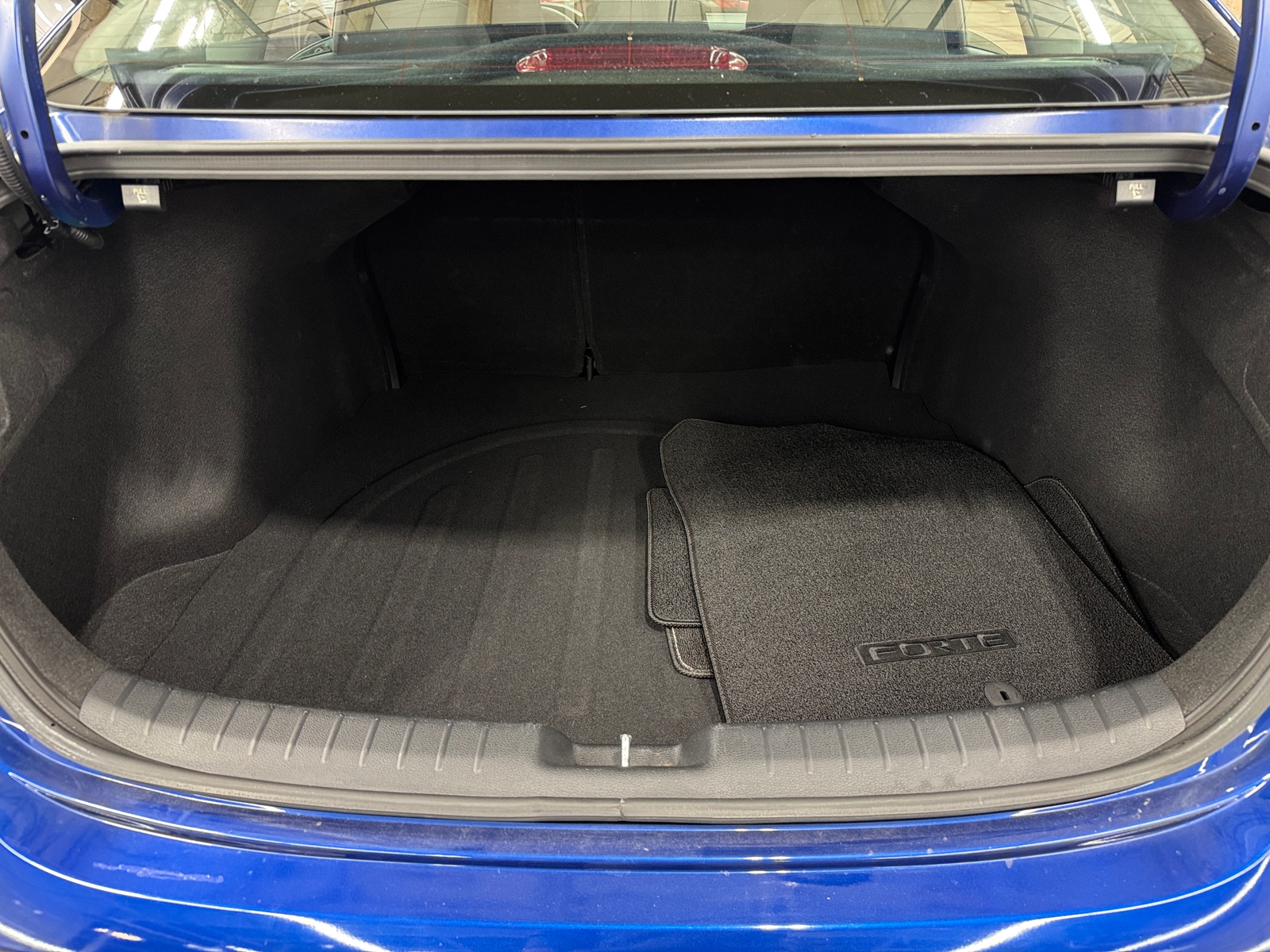 Thumbnail: 2019 Kia Forte - 7