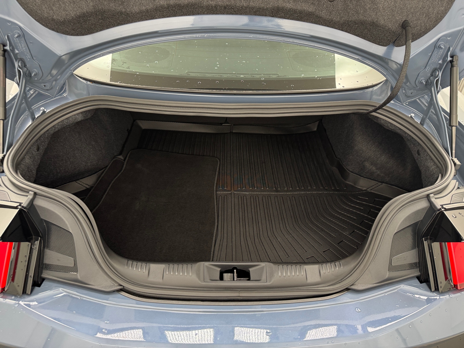 Thumbnail: 2025 Ford Mustang - 5