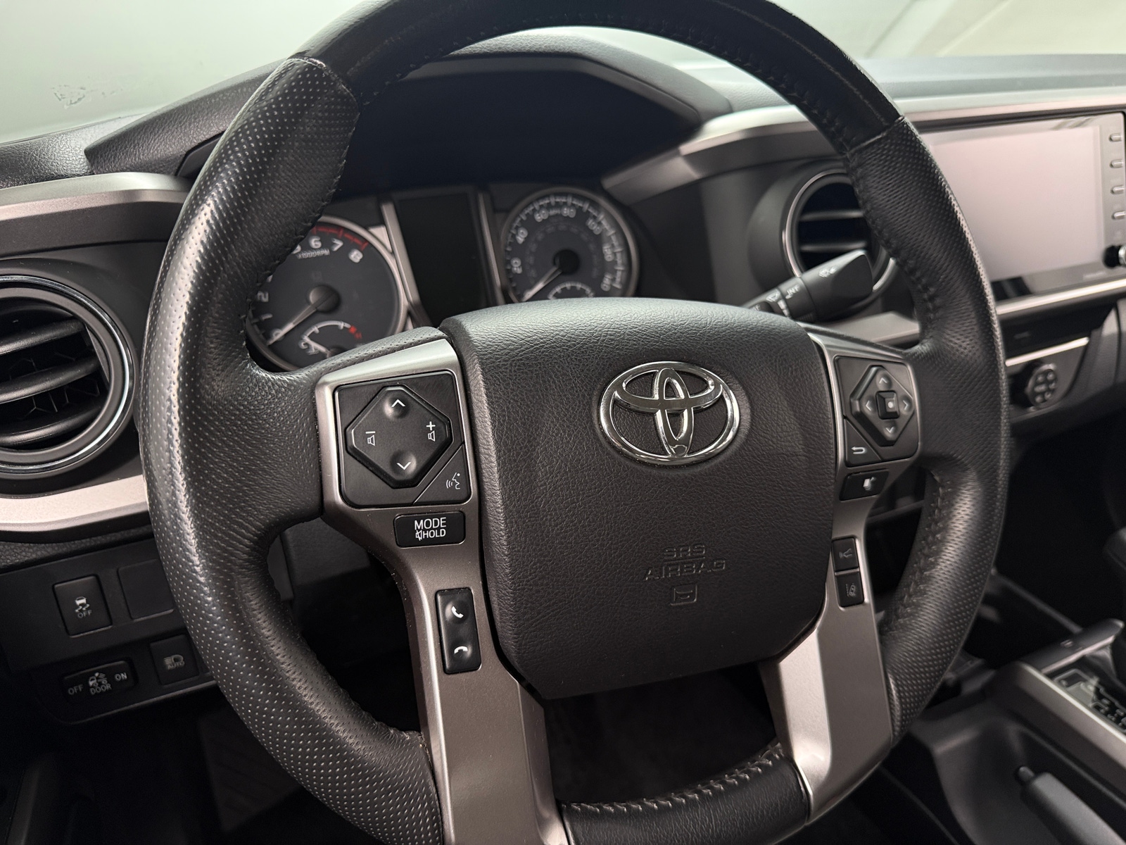 Thumbnail: 2021 Toyota Tacoma - 5