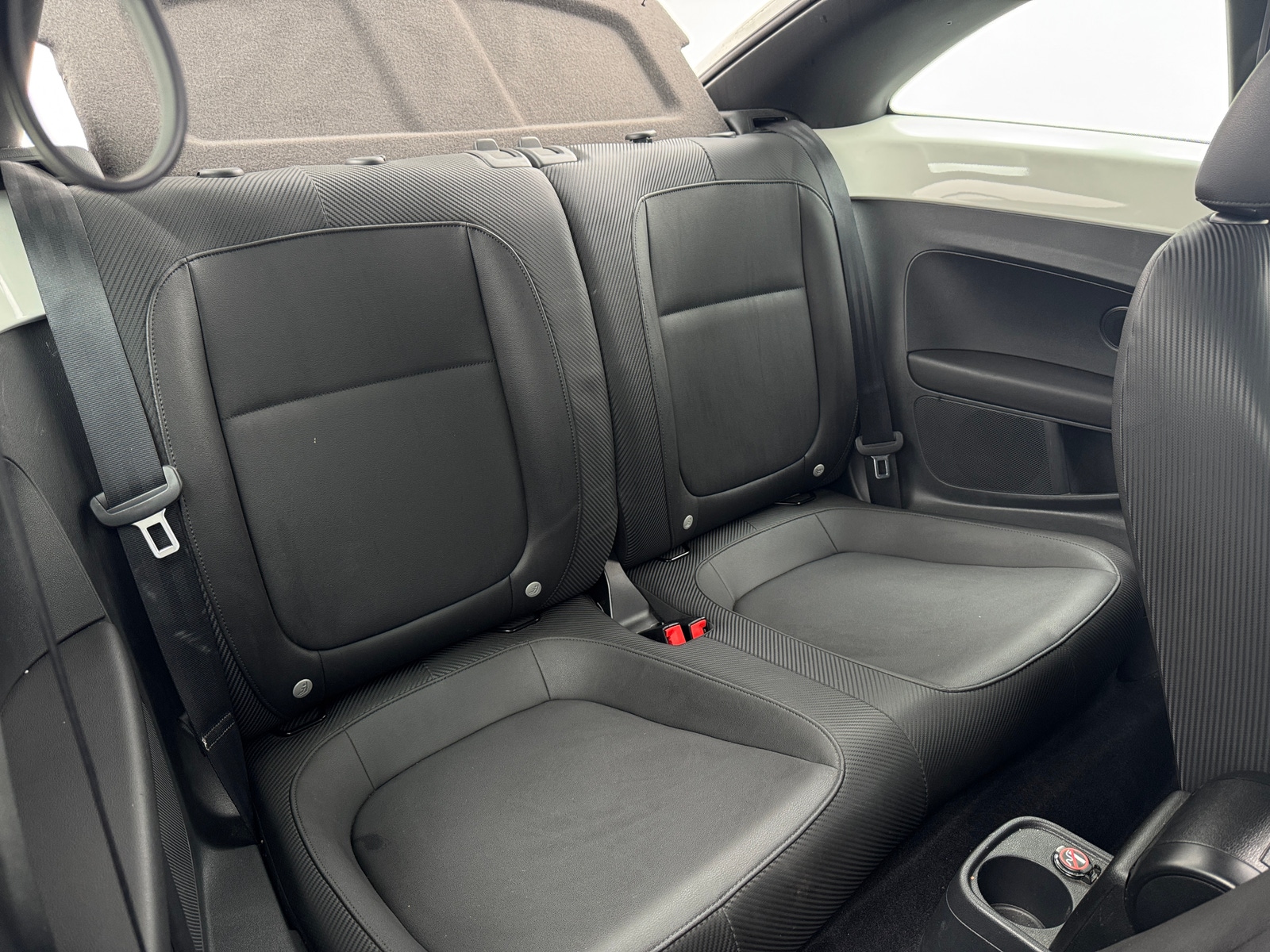 Thumbnail: 2013 Volkswagen Beetle - 5