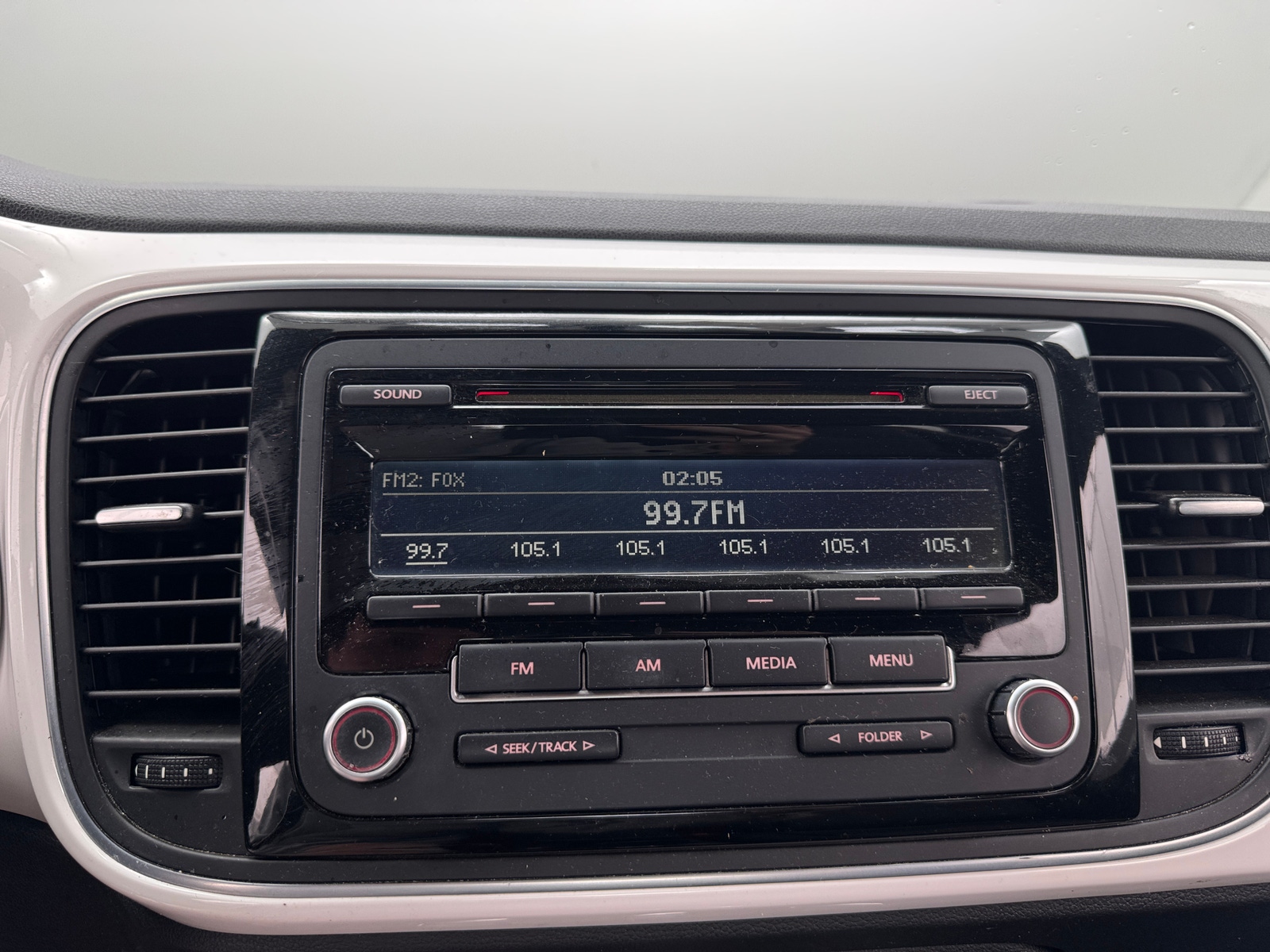 Thumbnail: 2013 Volkswagen Beetle - 3