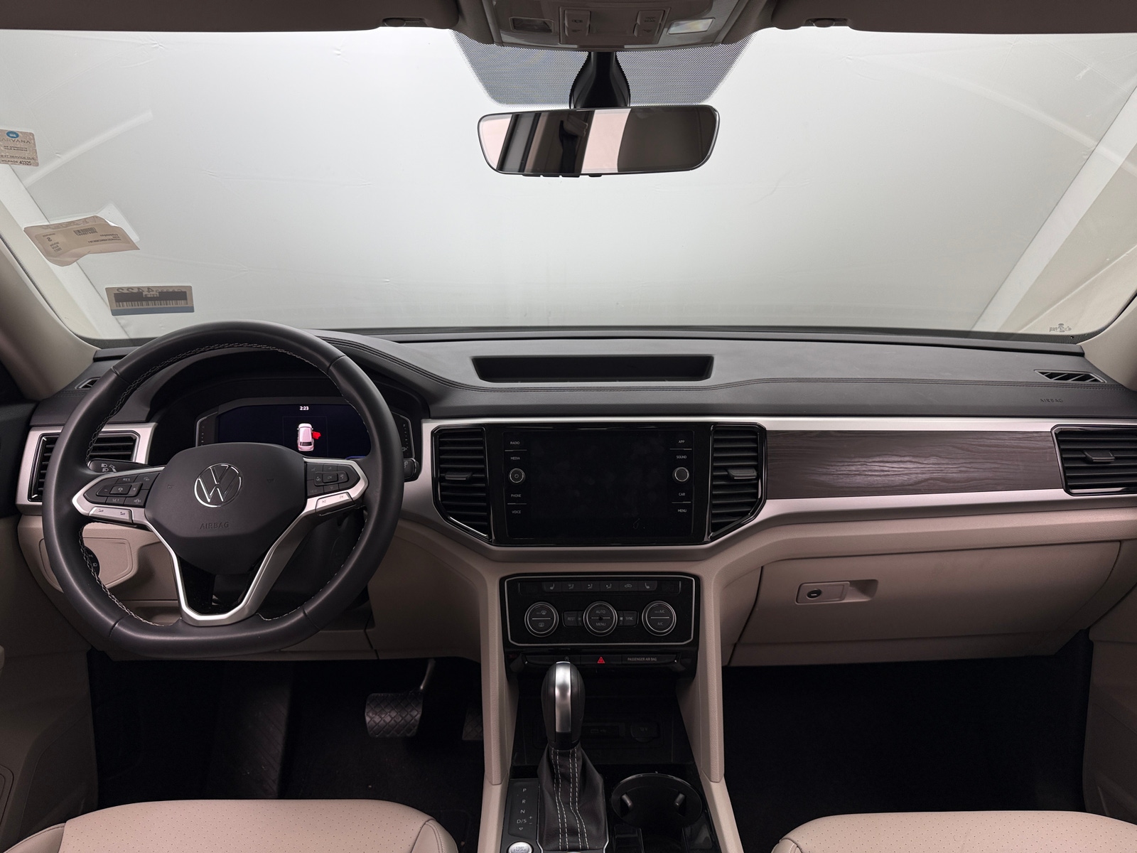 Thumbnail: 2022 Volkswagen Atlas - 2