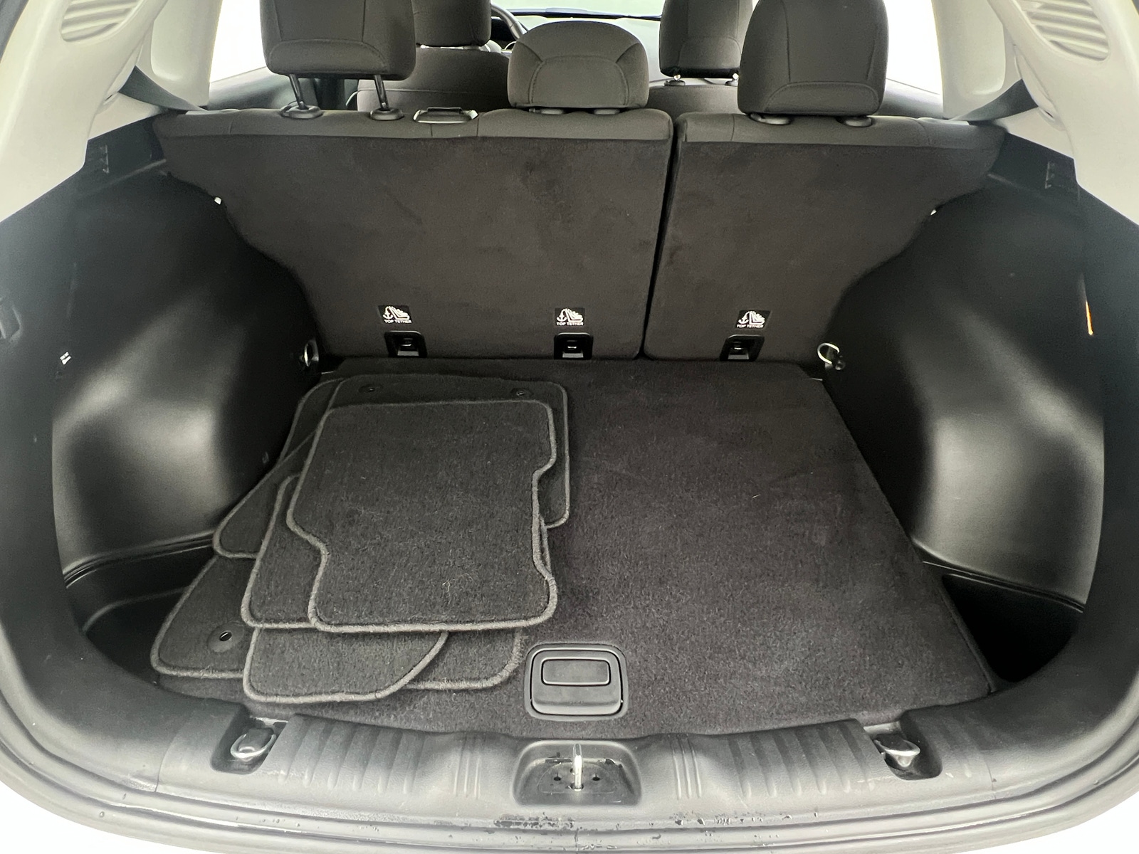 Thumbnail: 2017 Jeep Compass - 7